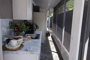 217 W 34th St, Hialeah, FL 33012 - Photo 38