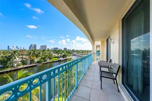 201 Golden Isles Dr, Hallandale Beach, FL 33009 - Photo 18