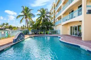 201 Golden Isles Dr, Hallandale Beach, FL 33009 - Photo 40