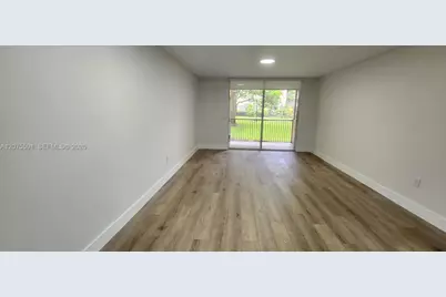 8363 Lake Dr #108, Doral, FL 33166 - Photo 4