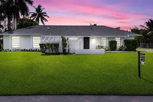 18465 SW 89th Ct, Cutler Bay, FL 33157 - Photo 1