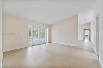 18465 SW 89th Ct, Cutler Bay, FL 33157 - Photo 16