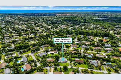18465 SW 89th Ct, Cutler Bay, FL 33157 - Photo 2