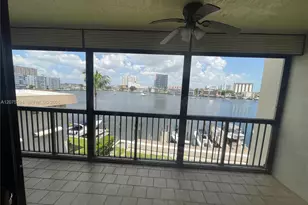 200 Golden Isles Dr, Hallandale Beach, FL 33009 - Photo 34