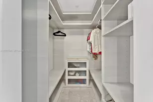 88 SW 7th St, Miami, FL 33130 - Photo 18