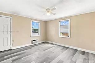 611 N Broadway, Lantana, FL 33462 - Photo 6
