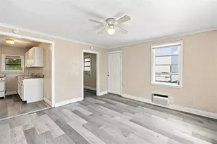 611 N Broadway, Lantana, FL 33462 - Photo 4