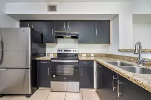 11145 SW 6th St, Pembroke Pines, FL 33025 - Photo 16