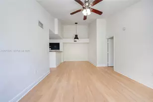 11145 SW 6th St, Pembroke Pines, FL 33025 - Photo 6