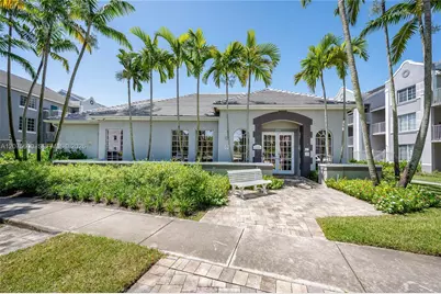 11145 SW 6th St #302, Pembroke Pines, FL 33025 - Photo 12