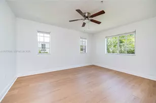 11145 SW 6th St, Pembroke Pines, FL 33025 - Photo 14