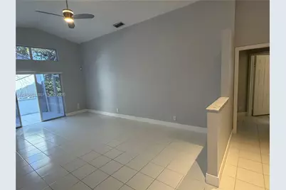 1646 SW 148th Ter #1646, Pembroke Pines, FL 33027 - Photo 14