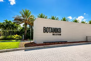 16600 Sunset Way, Weston, FL 33326 - Photo 2