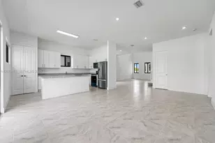 18911 SW 317th Ter, Homestead, FL 33030 - Photo 12