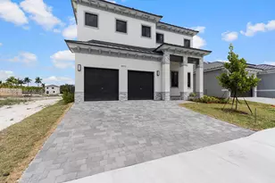 18911 SW 317th Ter, Homestead, FL 33030 - Photo 2