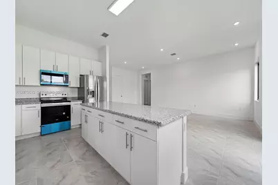 18911 SW 317th Ter, Homestead, FL 33030 - Photo 16