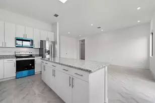 18911 SW 317th Ter, Homestead, FL 33030 - Photo 16