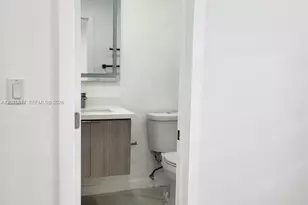 9226 SW 37th St, Miami, FL 33165 - Photo 22