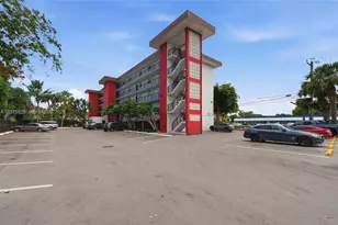 2520 N Andrews Ave, Wilton Manors, FL 33311 - Photo 10