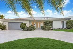 2820 NE 60th St, Fort Lauderdale, FL 33308 - Photo 2