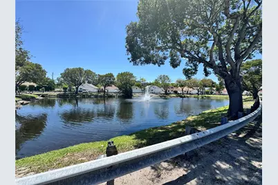840 W Palm Run Dr, North Lauderdale, FL 33068 - Photo 2