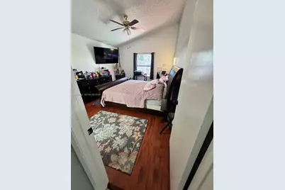 840 W Palm Run Dr, North Lauderdale, FL 33068 - Photo 8