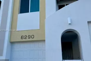4729 SW 63rd Ln, Davie, FL 33314 - Photo 12