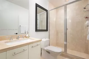 6799 Collins Ave, Miami Beach, FL 33141 - Photo 16