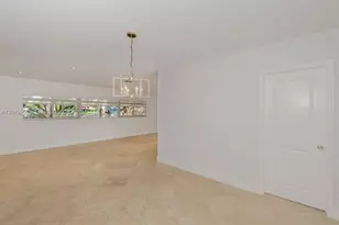 6931 Loch Ness Dr, Miami Lakes, FL 33014 - Photo 20