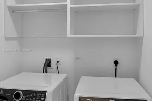 851 NE 1st Ave, Miami, FL 33132 - Photo 38