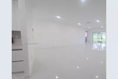 3050 NW 106th Ave #7, Sunrise, FL 33322 - Photo 1