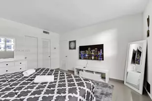 4001 S Ocean Dr, Hollywood, FL 33019 - Photo 10