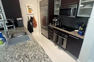 951 Brickell Ave, Miami, FL 33131 - Photo 10