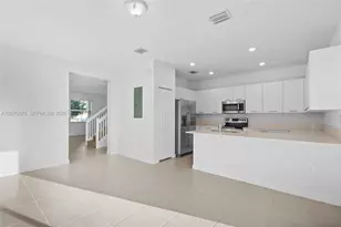 12428 NW 23rd Ct, Miami, FL 33167 - Photo 14