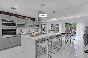 7031 SW 12th St, Pembroke Pines, FL 33023 - Photo 2