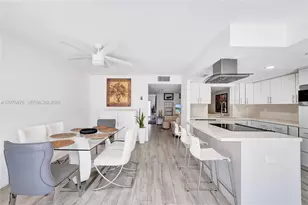 2716 NE 8th St, Hallandale Beach, FL 33009 - Photo 16