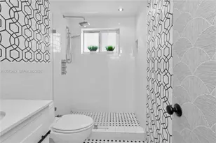 641 Espanola Way, Miami Beach, FL 33139 - Photo 8