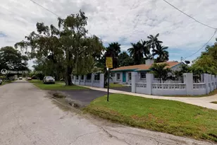 88 NW 85th St, Miami, FL 33150 - Photo 20