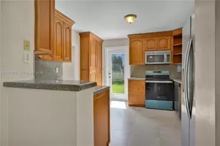 8775 SW 53rd Ct, Miami, FL 33143 - Photo 24