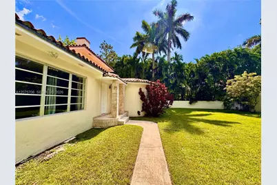 8775 SW 53rd Ct #REAR, Miami, FL 33143 - Photo 12