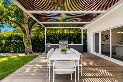 1885 Daytonia Rd, Miami Beach, FL 33141 - Photo 16