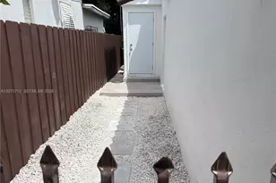 4291 SW 14th St, Miami, FL 33134 - Photo 24