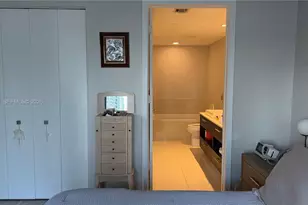 45 SW 9th St, Miami, FL 33130 - Photo 40