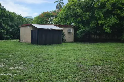759 S Biscayne River Dr, Miami, FL 33169 - Photo 4