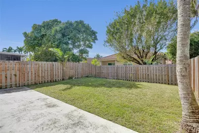 2001 Barcelona Ter, Margate, FL 33063 - Photo 50