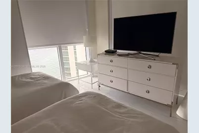 16001 SW Collins Ave #2406, Sunny Isles Beach, FL 33160 - Photo 14