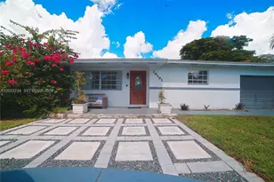 16101 SW 281st St, Homestead, FL 33033 - Photo 2