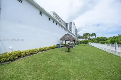 5601 Collins Ave #412A, Miami Beach, FL 33140 - Photo 38