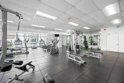 5601 Collins Ave #412A, Miami Beach, FL 33140 - Photo 30