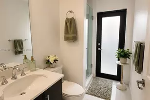 6989 NW 104th Ct, Doral, FL 33178 - Photo 10